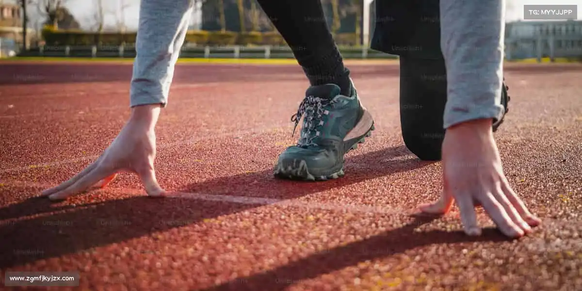 华体会官方无论输赢，上场就是英雄！👑